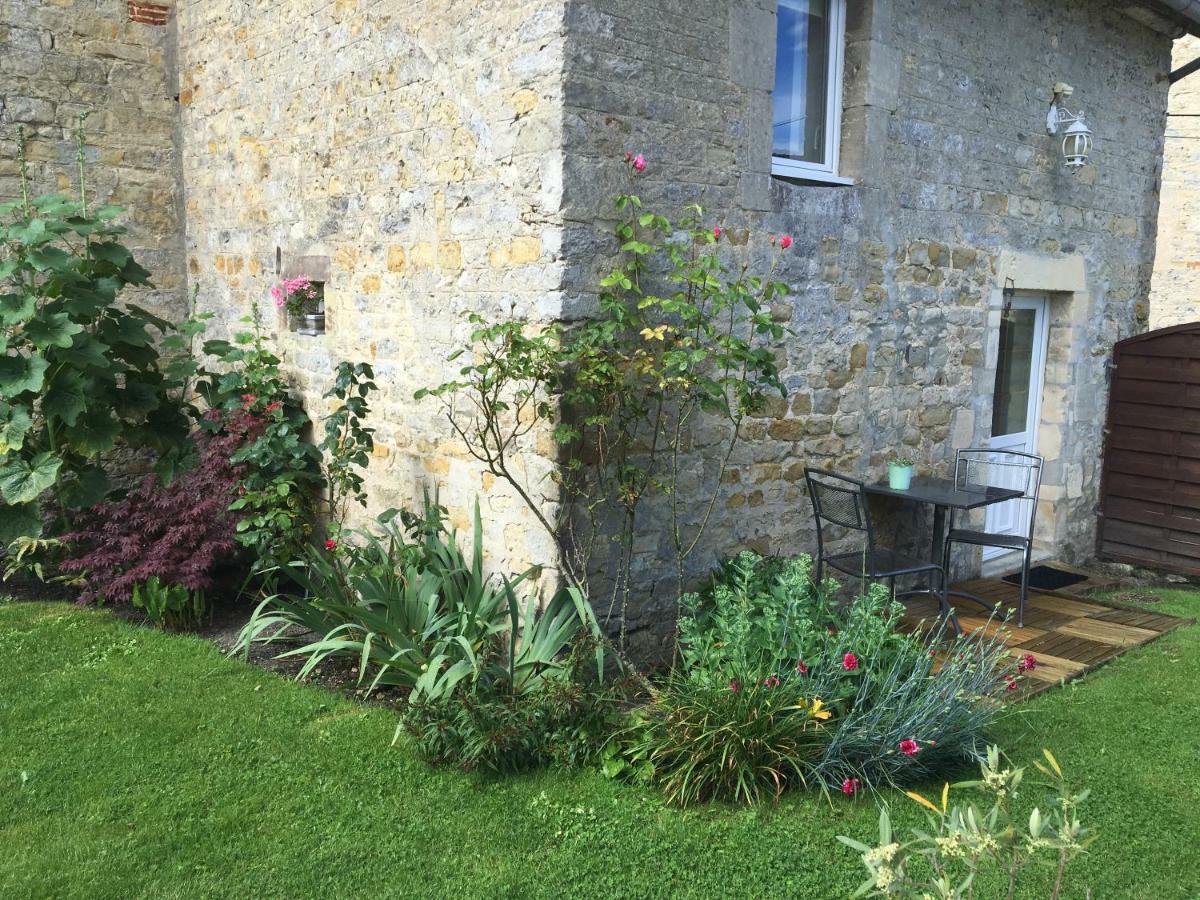 La Pomme De Nuit Bed and Breakfast Bayeux Eksteriør billede